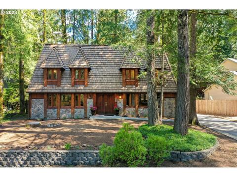 65015 E Pine Tree Way, Rhododendron, OR 97049
