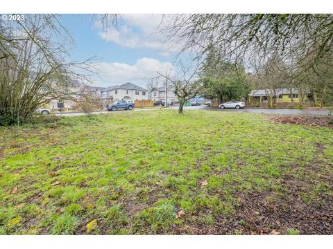 6607 N Seneca St, Portland, OR 97203
