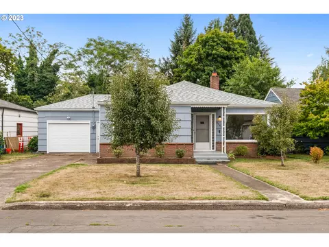2760 Englewood Ave, Salem, OR 97301