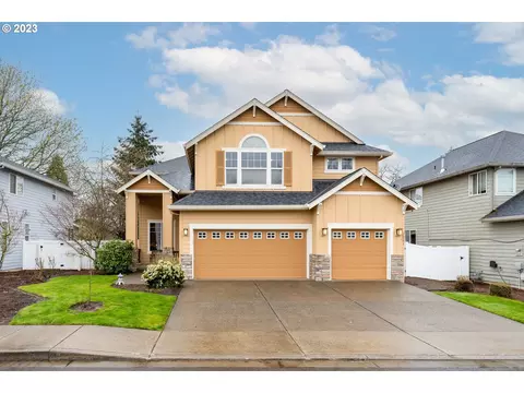 1061 N 25th Ter, Cornelius, OR 97113