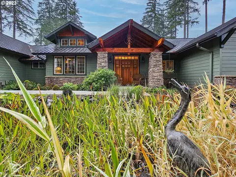 27779 S Schiewe Dr, Colton, OR 97017