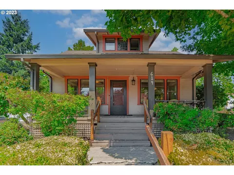 614 E 29th St, Vancouver, WA 98663