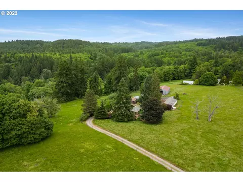 34411 SE Lazy B Ln, Eagle Creek, OR 97022