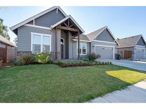 954 Tamarack St, Junction City, OR 97448
