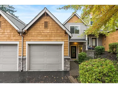 12884 Boones Ferry Rd, Lake Oswego, OR 97035