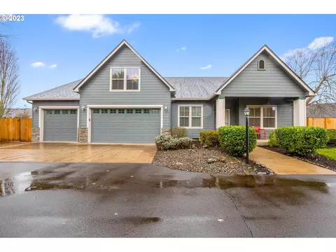 3846 Patricia St, Eugene, OR 97404