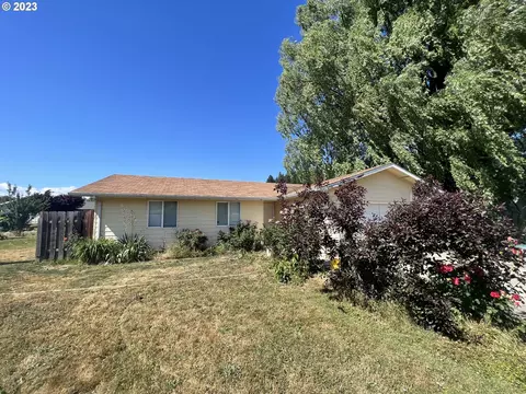 3405 Gateway Dr, Hood River, OR 97031