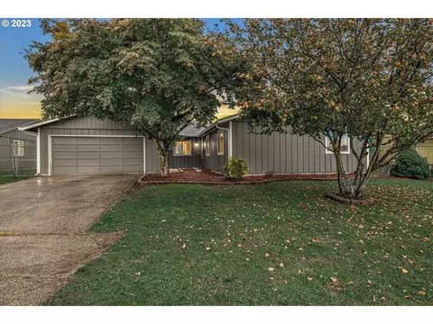 6201 NE 67th St, Vancouver, WA 98661