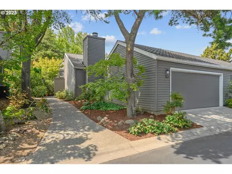 49 Greenridge Ct, Lake Oswego, OR 97035