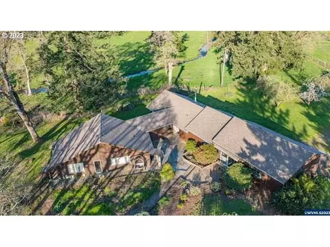 39489 Fish Hatchery Dr, Scio, OR 97374