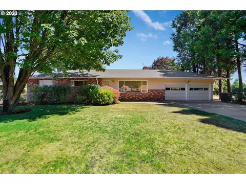 1741 NW 40th Ave, Salem, OR 97304