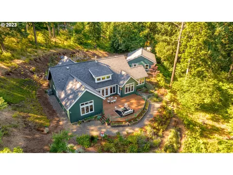 4005 White Fir Dr, Mount Hood, OR 97041