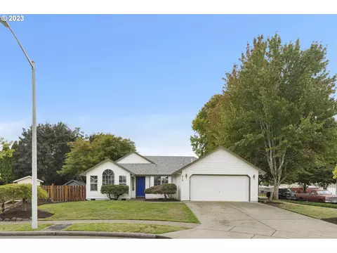 615 S Cherry Cir, Cornelius, OR 97113