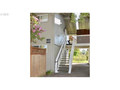 1555 Garfield Pl, Eugene, OR 97402 photo 1
