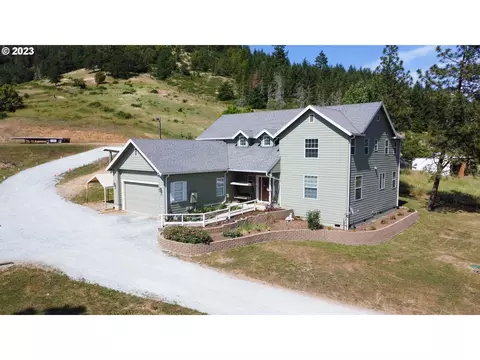 3802 N Myrtle Rd, Myrtle Creek, OR 97457