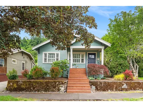 6201 S Kelly Ave, Portland, OR 97239