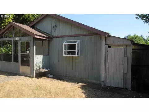 59291 Coaledo Rd, Coos Bay, OR 97420