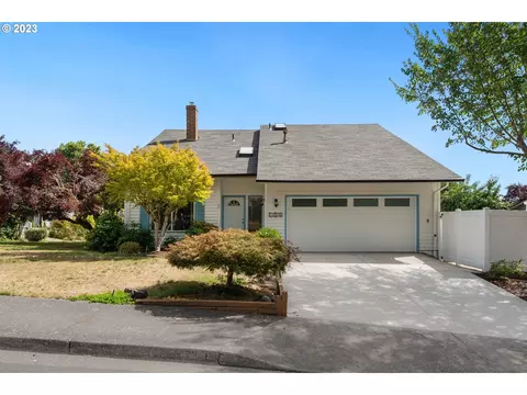 7948 SW 166th Pl, Beaverton, OR 97007