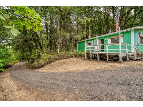 26720 NW Williams Canyon Rd, Gaston, OR 97119
