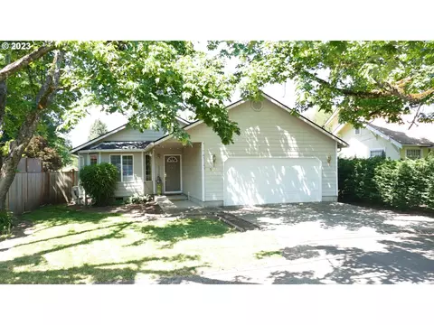 101 E Hillcrest Dr, Eugene, OR 97404