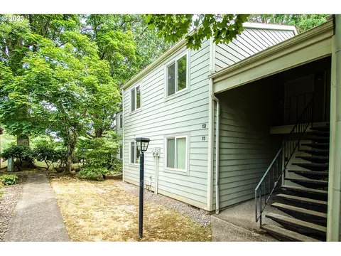 5190 NW Neakahnie Ave #12, Portland, OR 97229