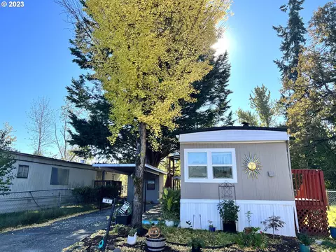 15758 SE Highway 224 #35, Damascus, OR 97089