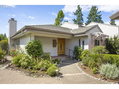 32207 SW Boones Bend Rd, Wilsonville, OR 97070