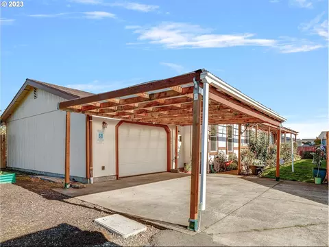 20804 Butteville Rd NE, Aurora, OR 97002