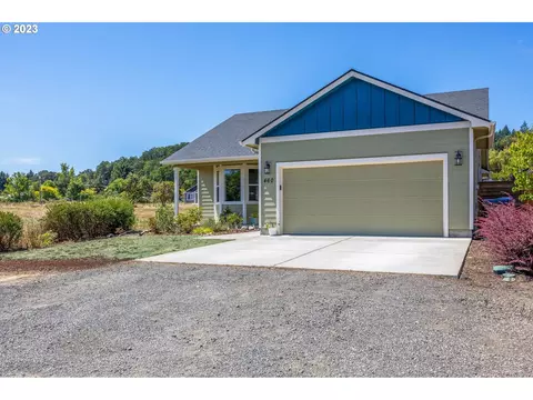 460 N 8th St, Monroe, OR 97456