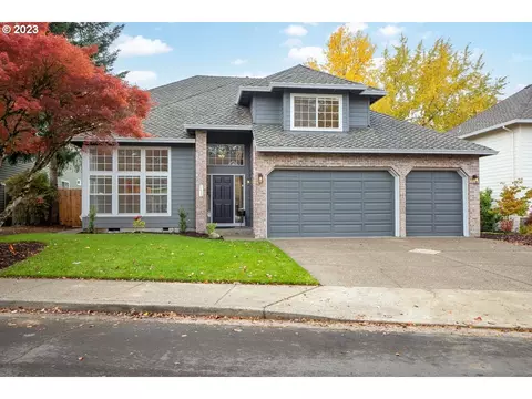 17576 NW Country Dr, Portland, OR 97229