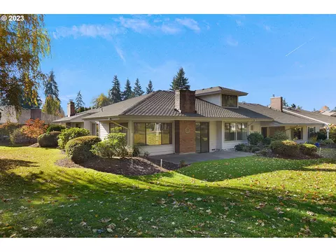 32475 SW Lake Point Ct, Wilsonville, OR 97070