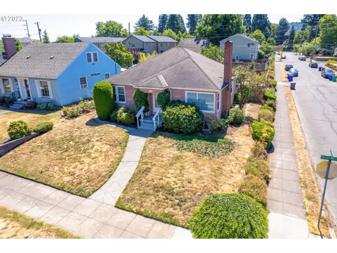 4796 N Yale St, Portland, OR 97203