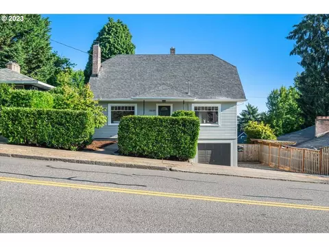 3626 SE Harrison St, Milwaukie, OR 97222