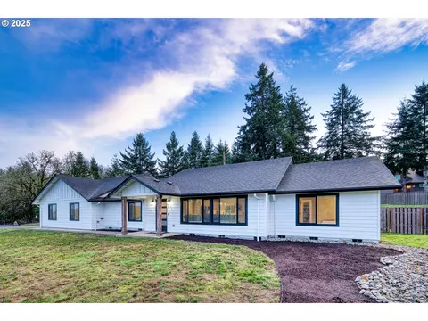 386 N Kings Valley Hwy, Dallas, OR 97338