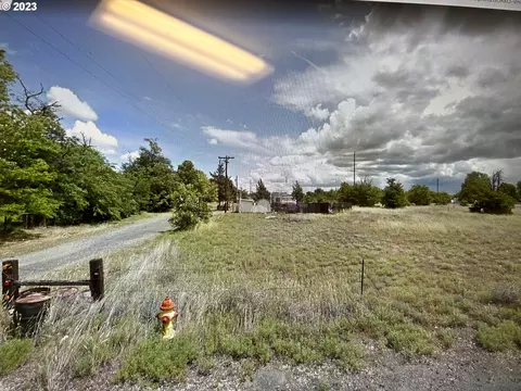 205 SW Second St, Irrigon, OR 97844