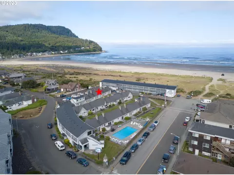 2316 Beach Dr #168, Seaside, OR 97138