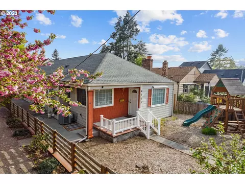 4705 NE Mason St, Portland, OR 97218