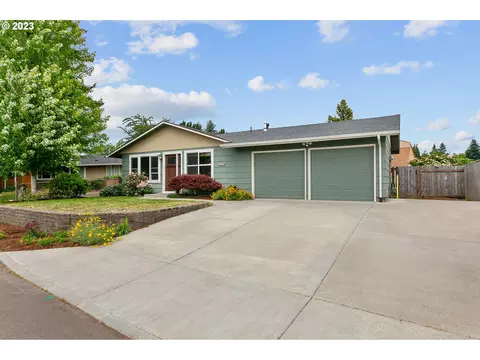 730 NW 7th Ave, Canby, OR 97013