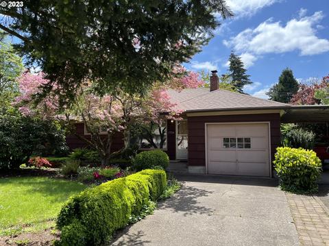 1526 Green Acres Rd, Eugene, OR 97408