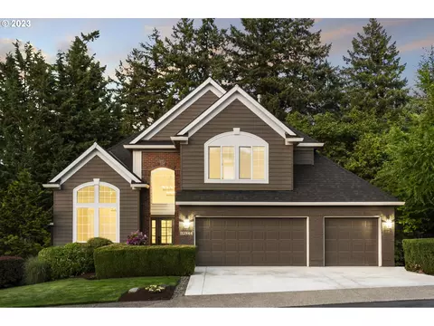 12944 SW Wilmington Ln, Tigard, OR 97224