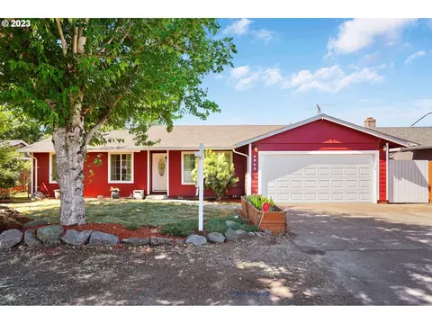 4943 Hayesville Pl NE, Salem, OR 97305