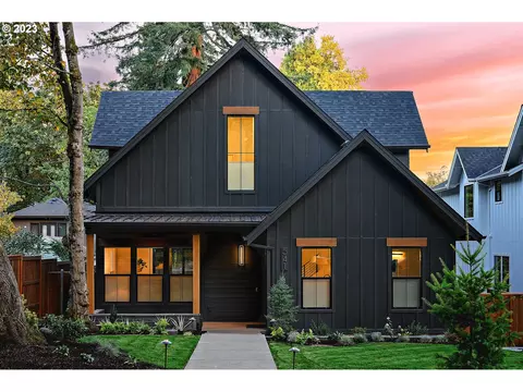 541 8th St, Lake Oswego, OR 97034
