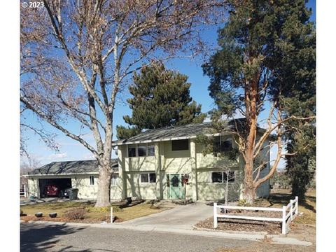 404 NE Boardman Ave, Boardman, OR 97818 photo 1