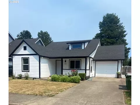 1010 S Mill Pl, Newberg, OR 97132