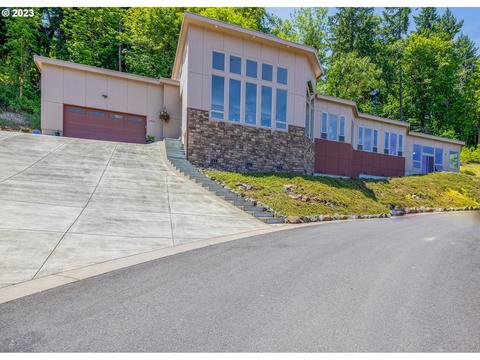 3436 Mountain Ash Blvd, Eugene, OR 97405