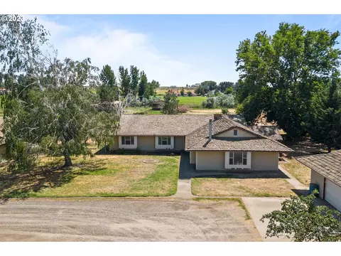 71300 Wilson Ln, Boardman, OR 97818