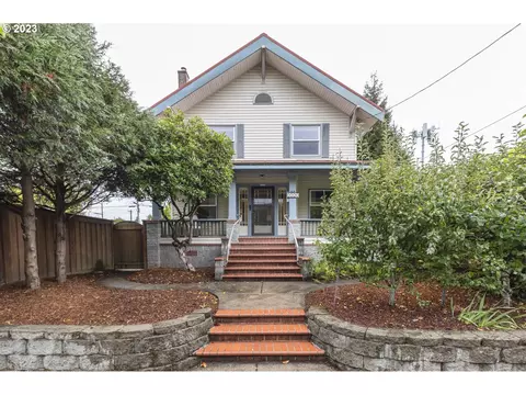 6126 N Lovely St, Portland, OR 97203