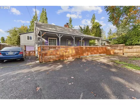 13225 SE Oatfield Rd, Milwaukie, OR 97222