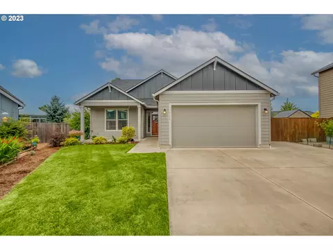 9008 NE 141st Ct, Vancouver, WA 98682