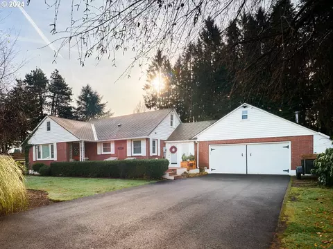 6109 NE 47th St, Vancouver, WA 98661